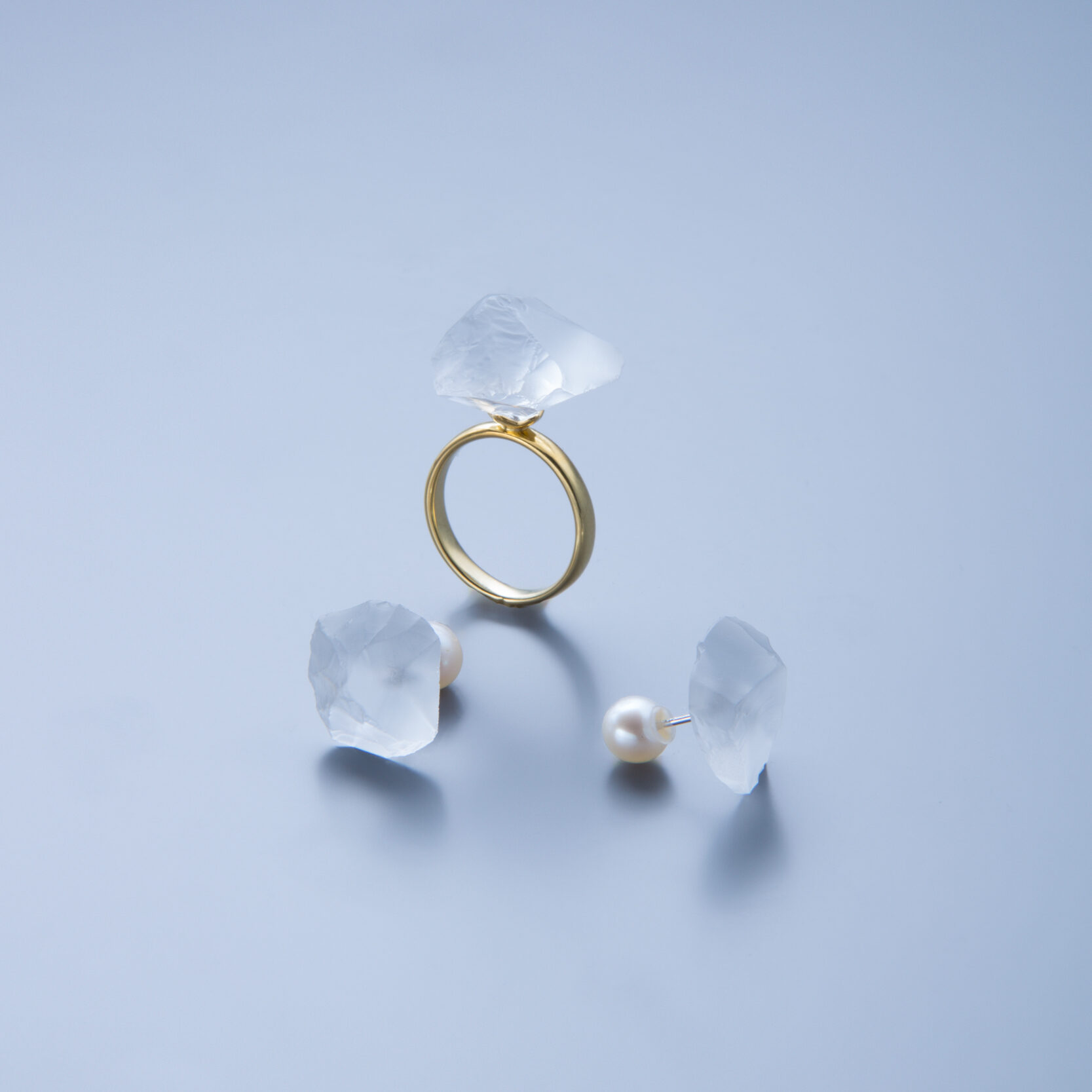 伝統工芸士 斎藤本晴 紅水晶 宝船 30cm 細密彫 証明書付 (5723) 12DA9 紅瑠璃細密彫刻『鳳舞九天』 - 国内外の優れた伝統工芸品・美術工芸品